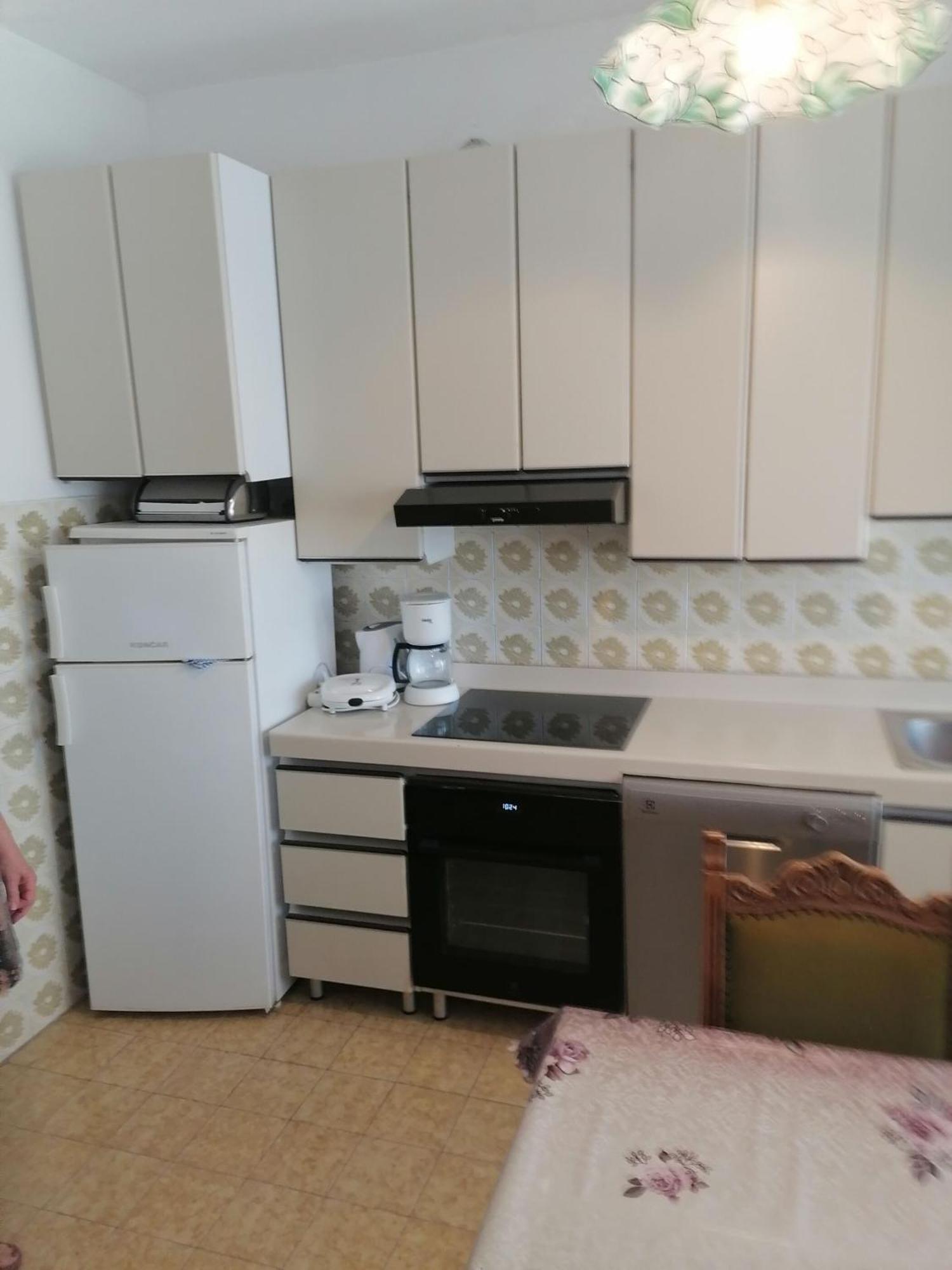 Apartment Gorda Kaštela エクステリア 写真